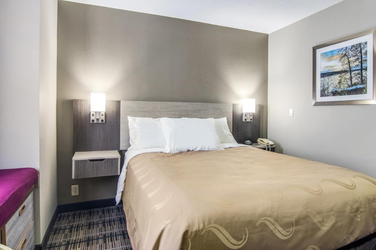 Quality Inn & Suites Grove City-Outlet Mall Extérieur photo