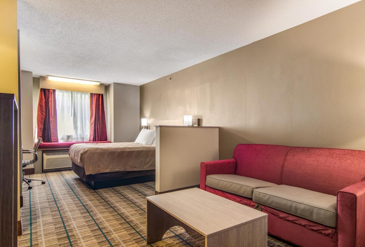Quality Inn & Suites Grove City-Outlet Mall Extérieur photo